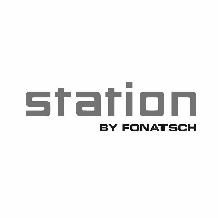 Logo station